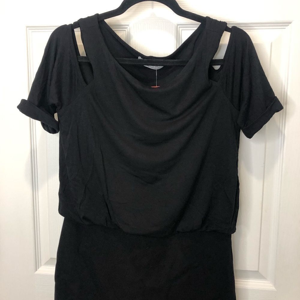 NWT Bailey 44 Evereve black short sleeve cutout shoulder dress, size medium - Picture 4 of 16